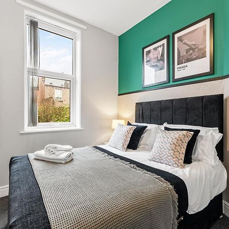 20 Percent Off! Stylish Sheffield Abode Sleeps 12 Lejlighed Eksteriør billede
