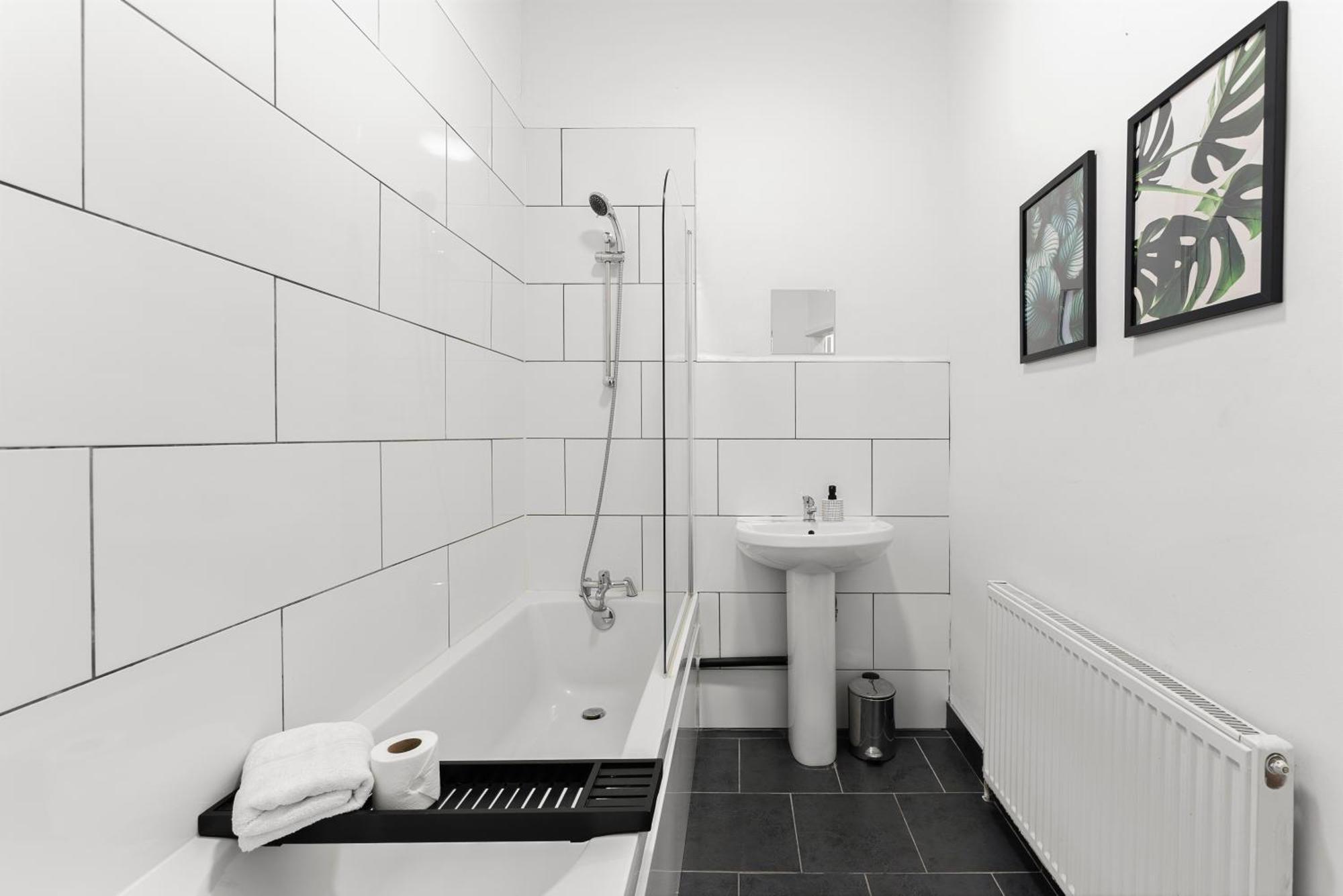 20 Percent Off! Stylish Sheffield Abode Sleeps 12 Lejlighed Eksteriør billede