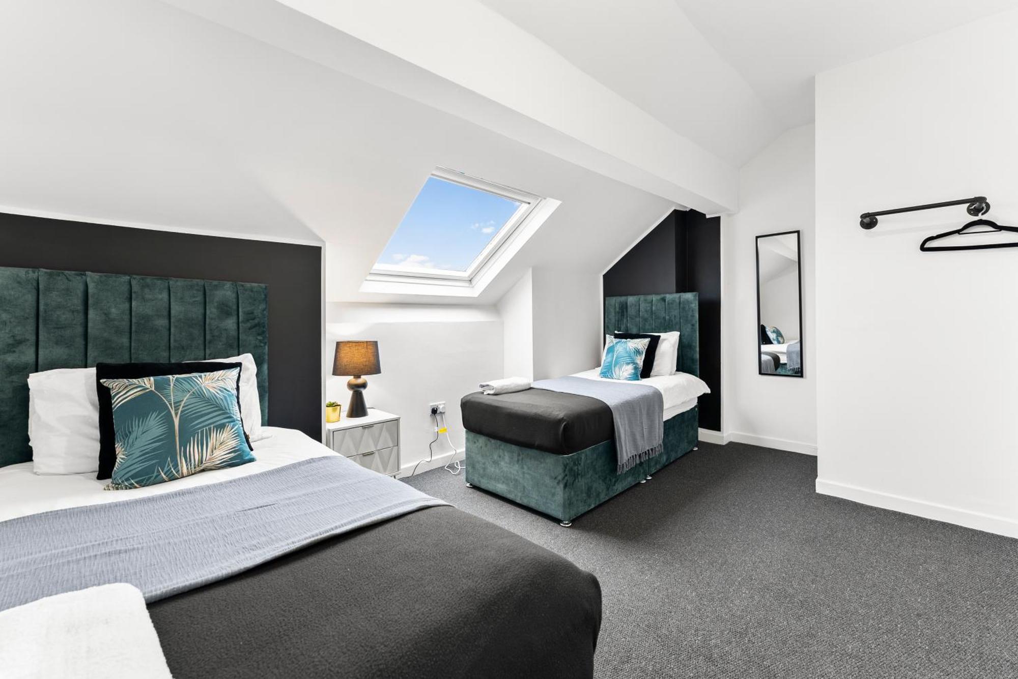 20 Percent Off! Stylish Sheffield Abode Sleeps 12 Lejlighed Eksteriør billede