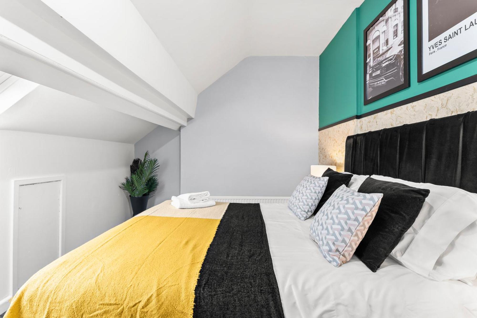 20 Percent Off! Stylish Sheffield Abode Sleeps 12 Lejlighed Eksteriør billede