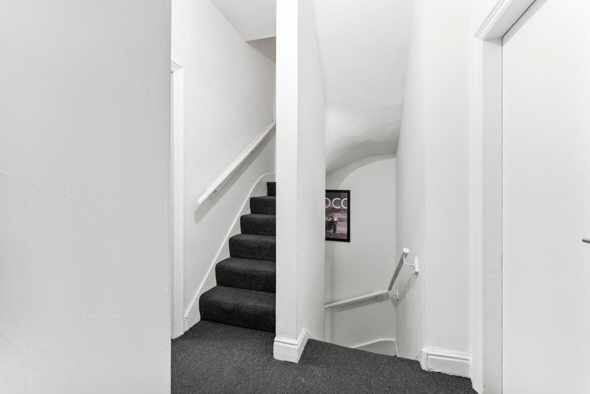 20 Percent Off! Stylish Sheffield Abode Sleeps 12 Lejlighed Eksteriør billede