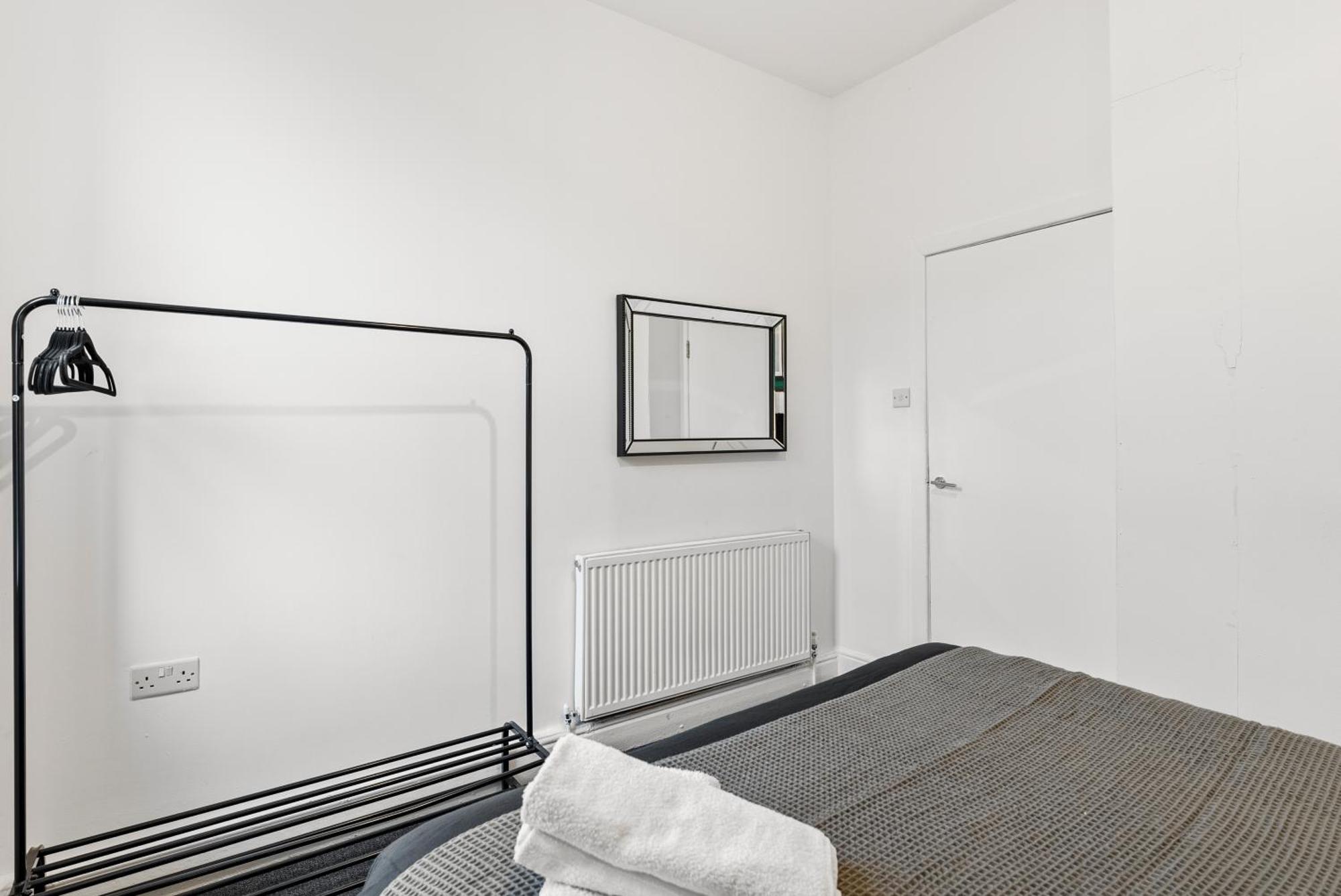 20 Percent Off! Stylish Sheffield Abode Sleeps 12 Lejlighed Eksteriør billede