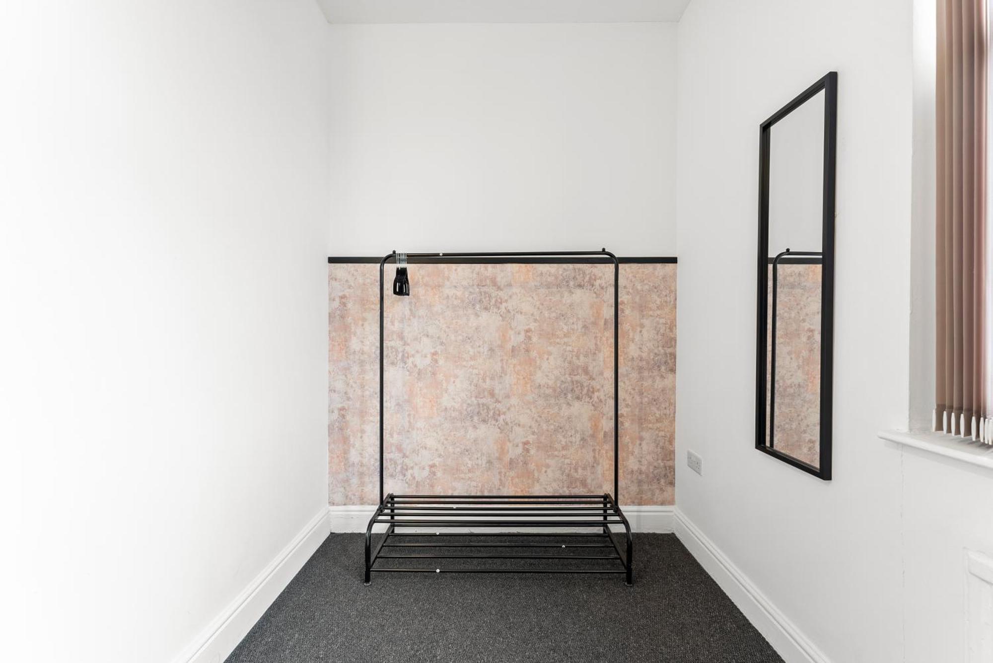 20 Percent Off! Stylish Sheffield Abode Sleeps 12 Lejlighed Eksteriør billede